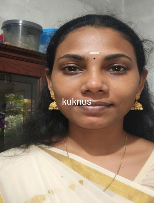 tamil speaking desi hot aunty live cam nude video call sex available 24 hours whatsapp
