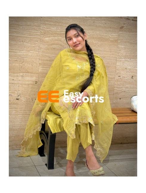 Spa Vibes-No Tips Cute girls full Romance B2B With BJ Shower Bath