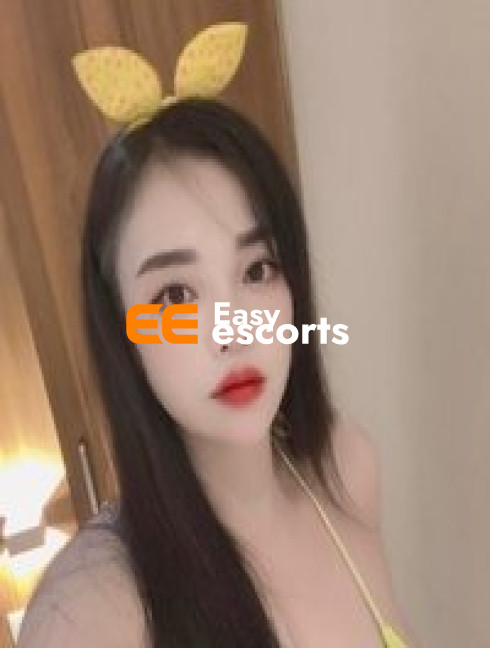 Decent College Girl and House Wife Avail