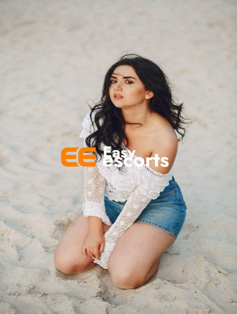 Trusted Noida Escort Platform Open 24×7